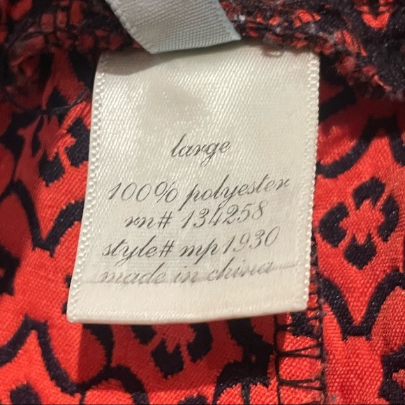 Preppy Jacquard Red Black High Rise Dress Shorts by Moonlight - Size Large - Picture 9 of 9